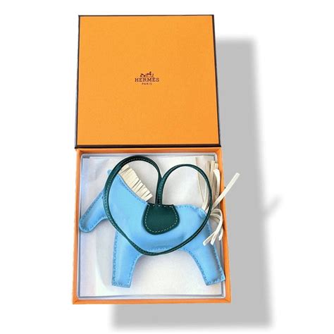 Hermès Rodeo Tasche Charm MM Blau Celeste Malachit Craie 